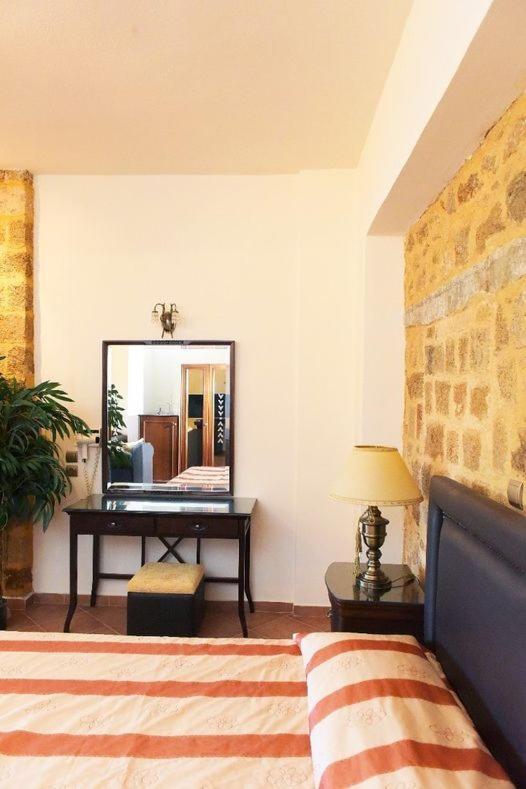 Apart Otel Paris *
